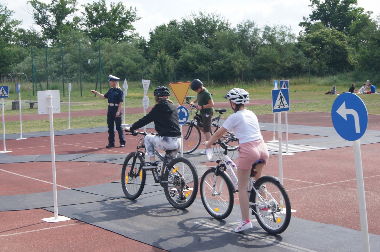 Egzamin na kartę rowerową Egzamin na kartę rowerową w Szkole Podstawowej w Różankach