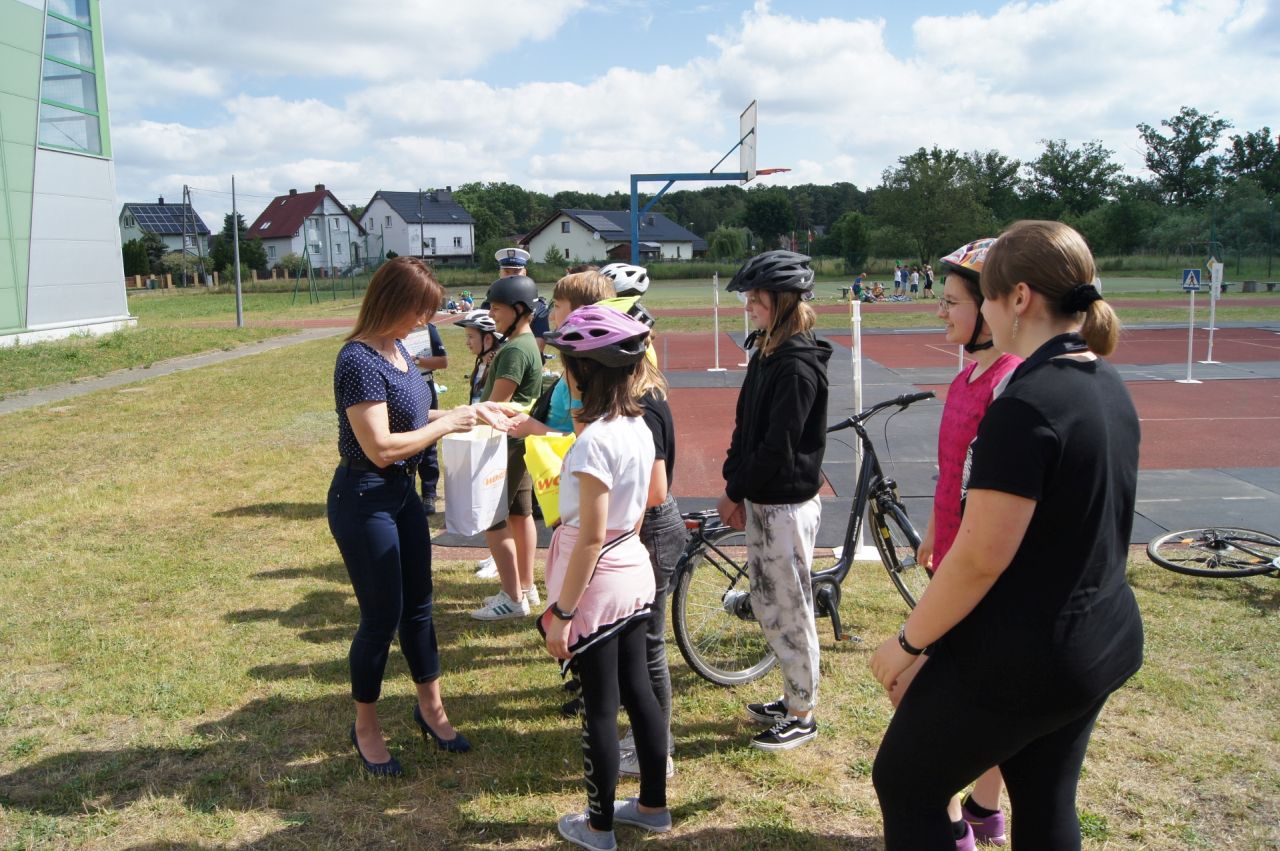 Egzamin na kartę rowerową Egzamin na kartę rowerową w Szkole Podstawowej w Różankach