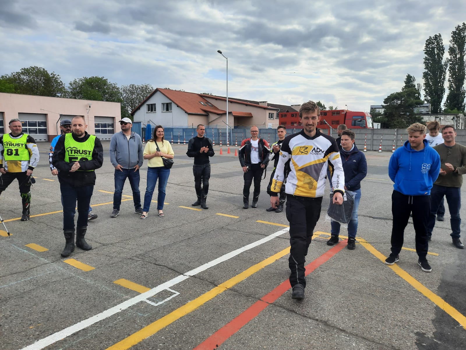 MOTO gymkhana MOTO gymkhana