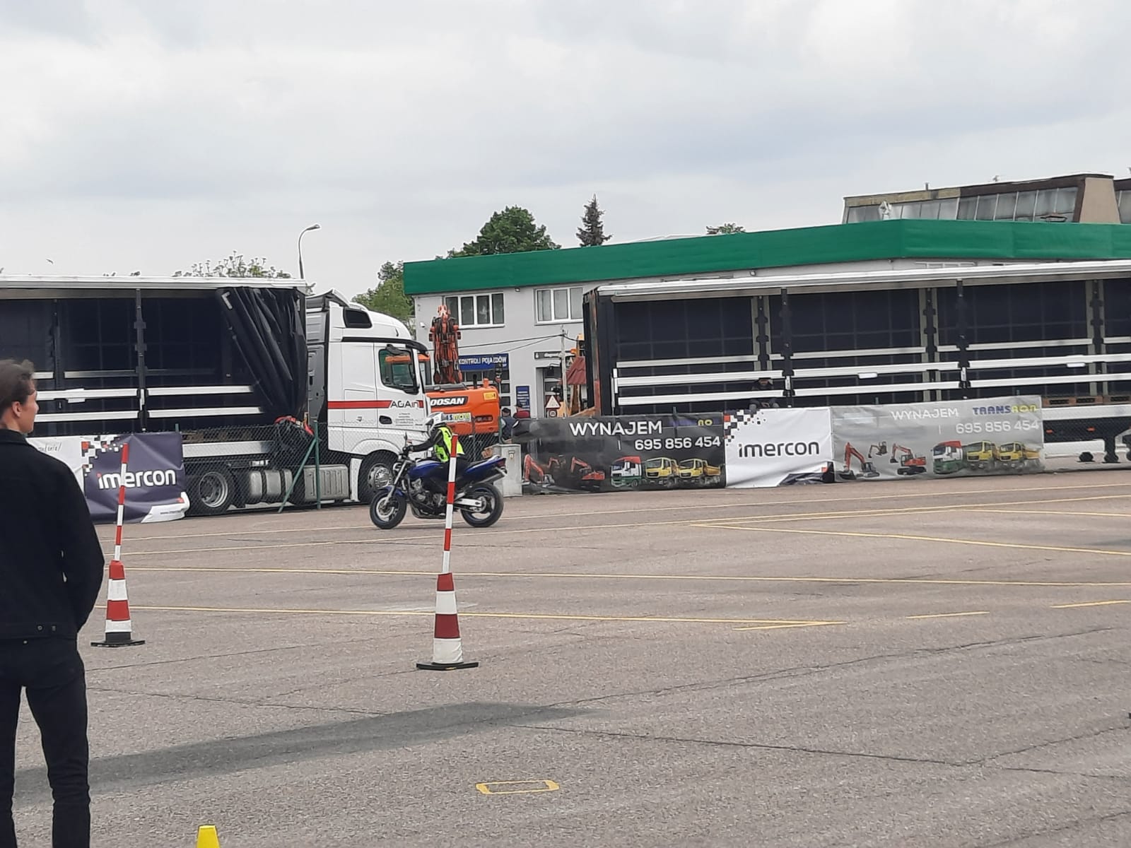 MOTO gymkhana MOTO gymkhana